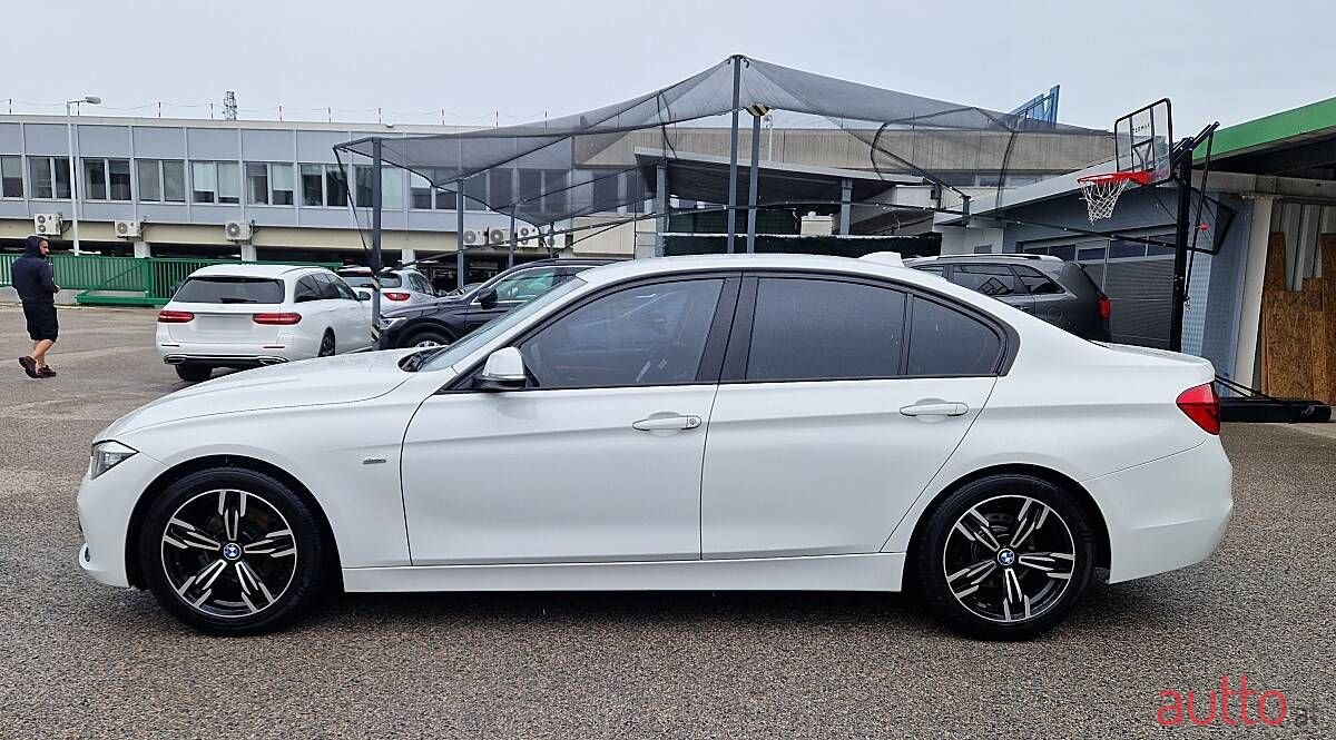 2016' BMW 3Er-Reihe photo #2