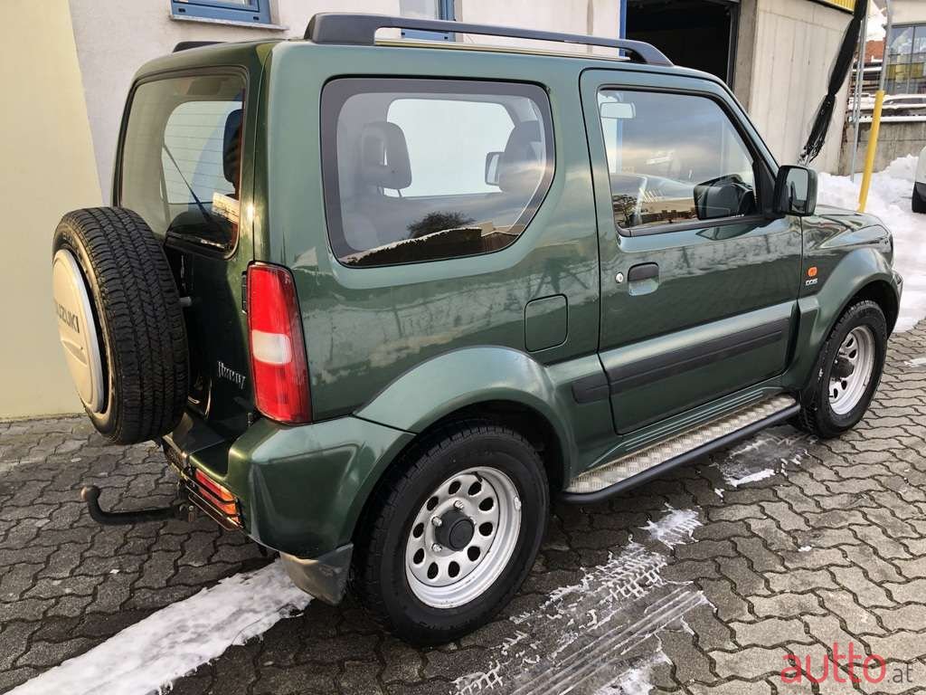 2011' Suzuki Jimny photo #2