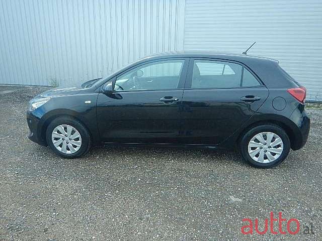 2017' Kia Rio photo #1