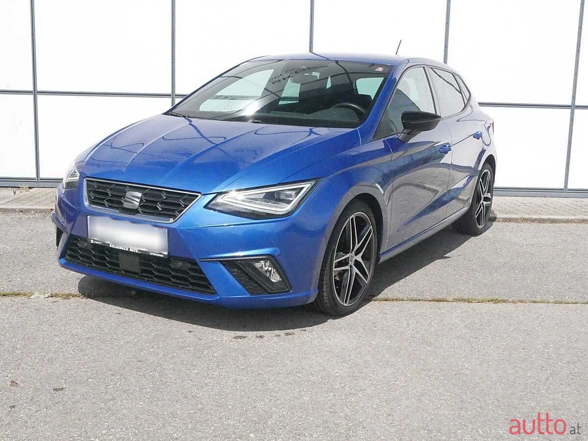 2022' SEAT Ibiza photo #1