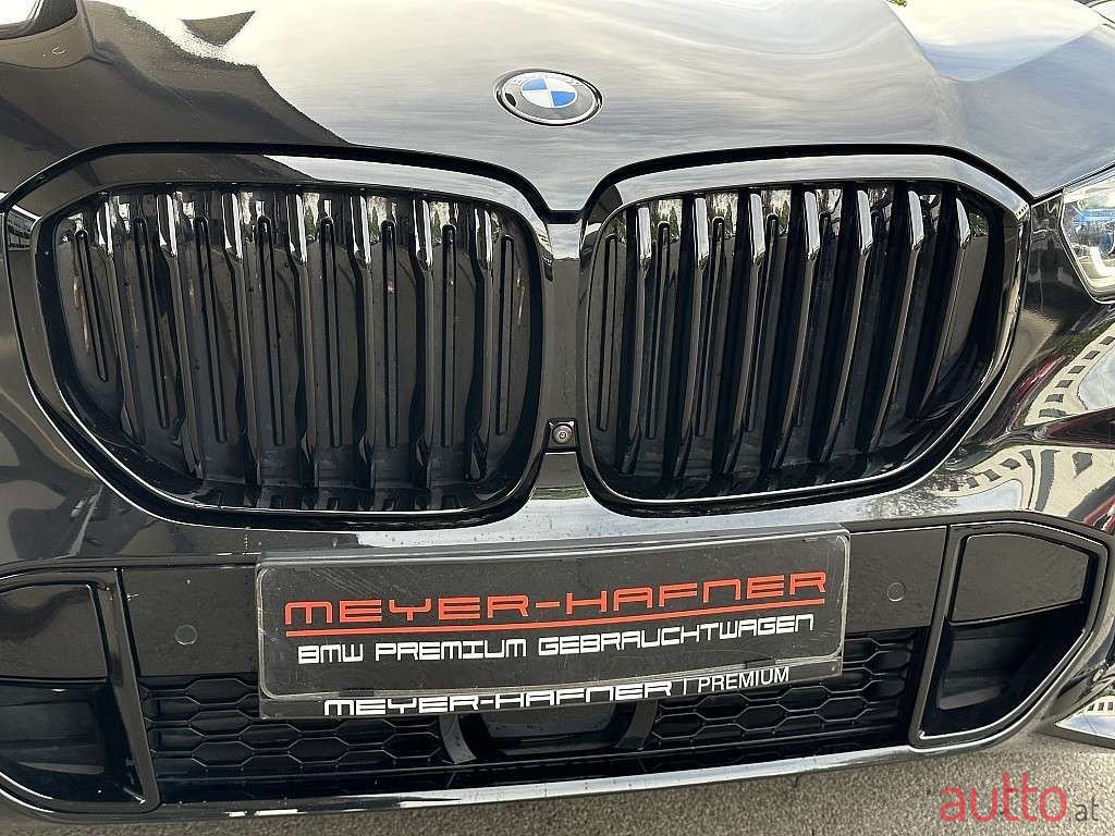 2019' BMW X5 photo #5