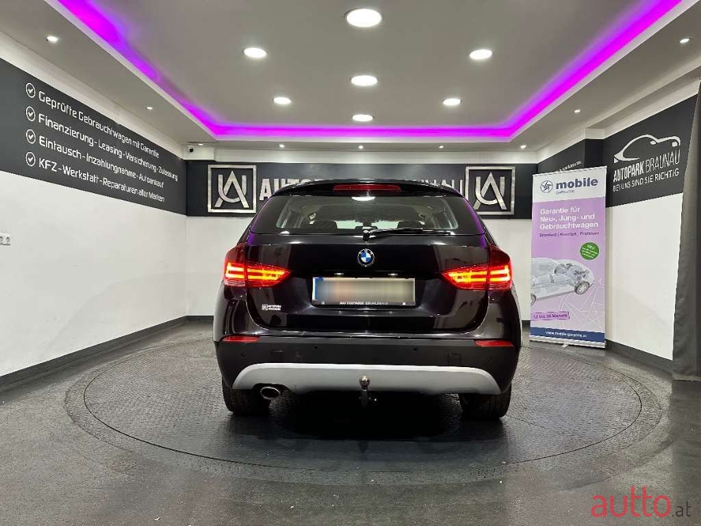 2011' BMW X1 photo #5