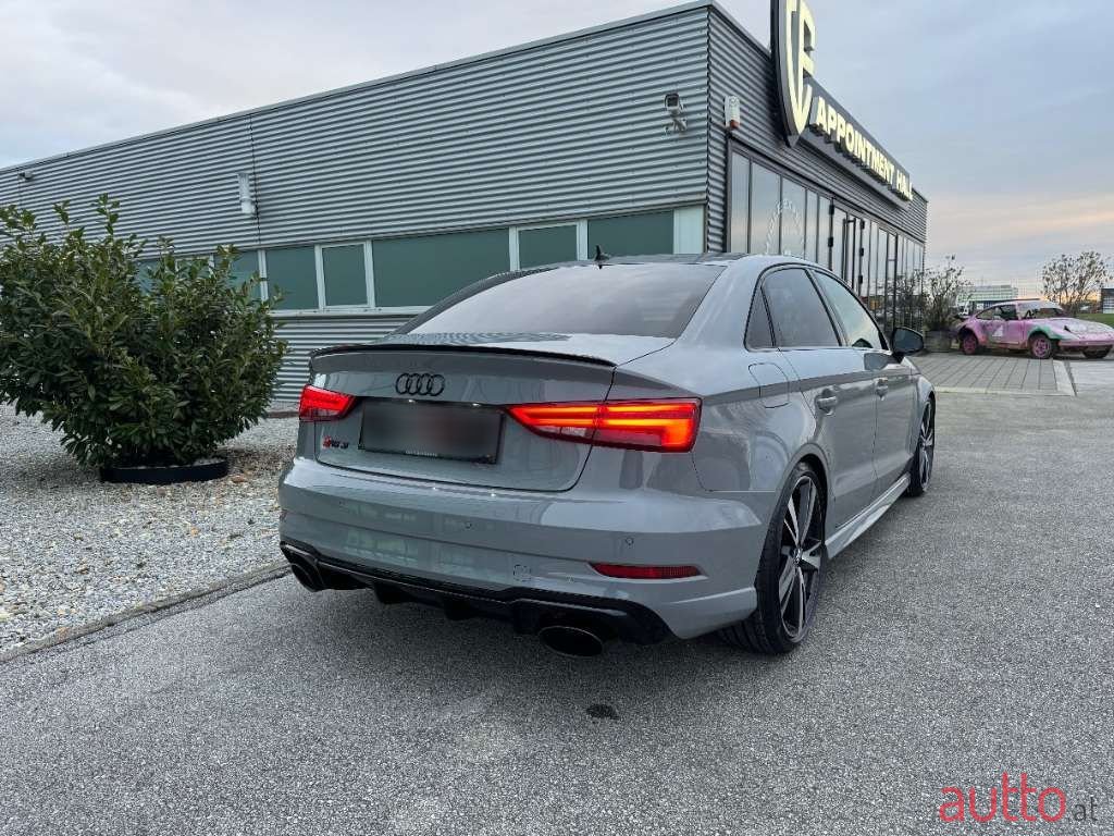 2019' Audi A3 photo #2