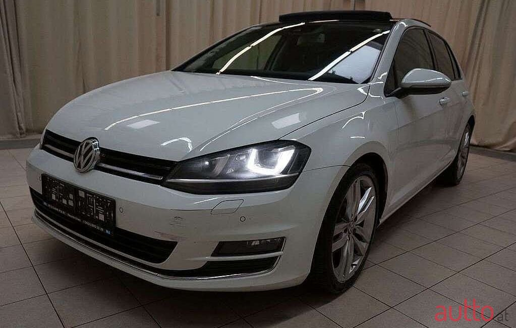 2013' Volkswagen Golf photo #1