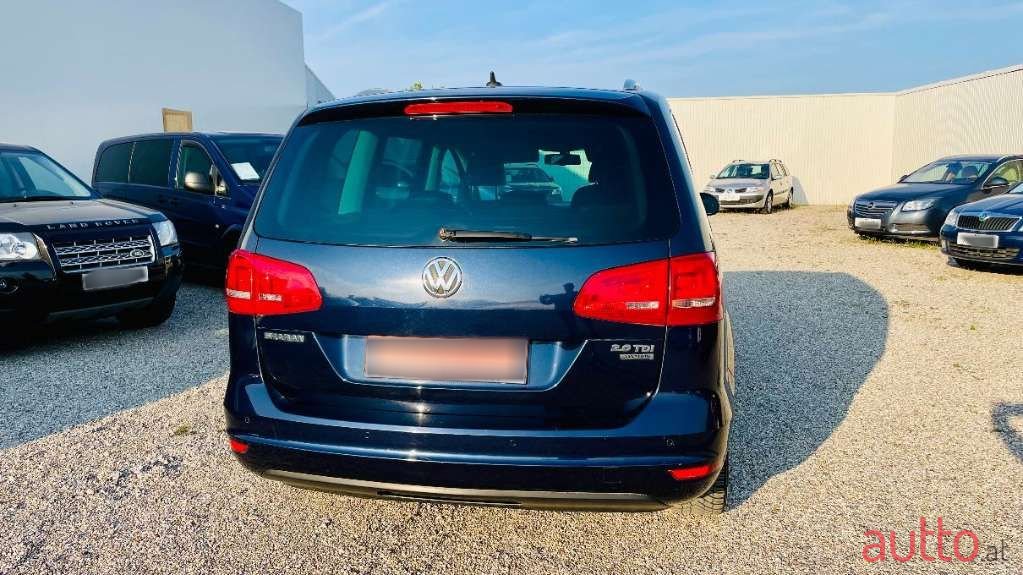 2012' Volkswagen Sharan photo #4