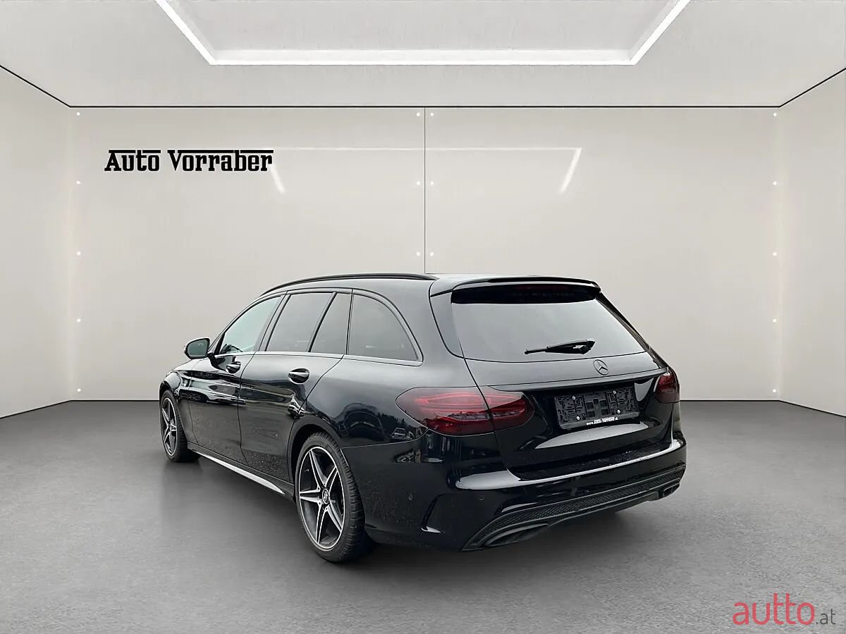2018' Mercedes-Benz C-Klasse photo #3