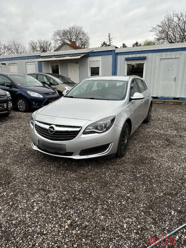 2017' Opel Insignia photo #3