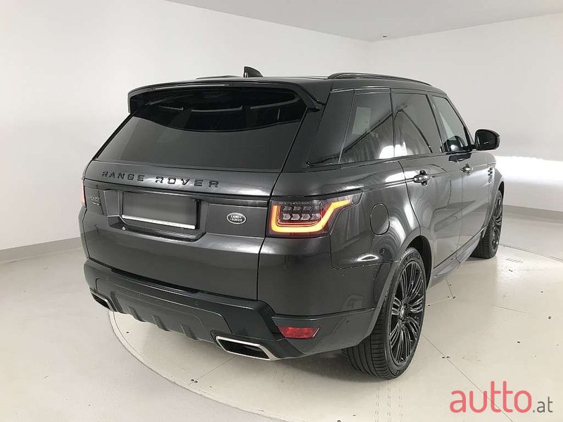 2020' Land Rover Range Rover Sport photo #2