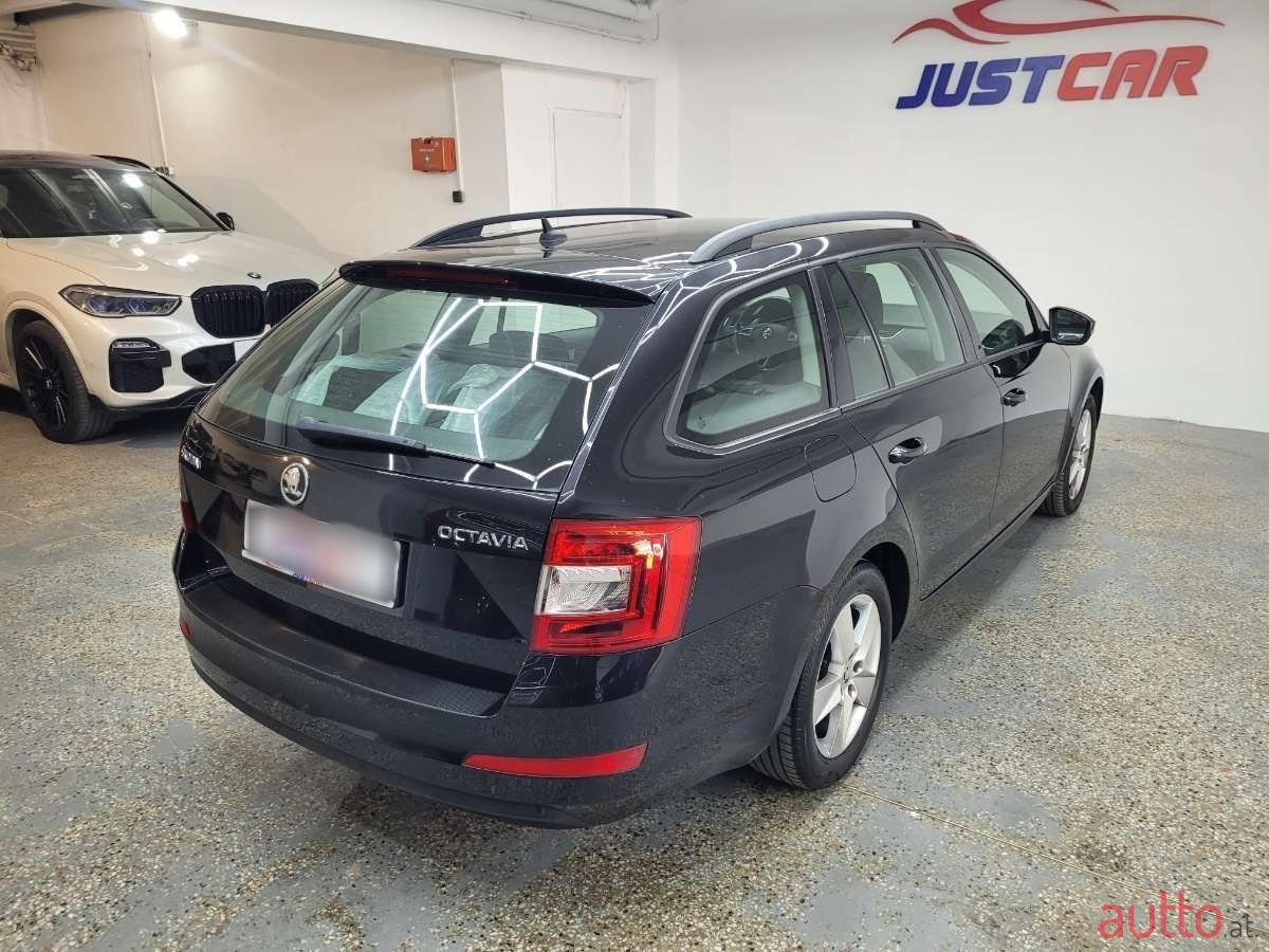 2015' Skoda Octavia photo #6