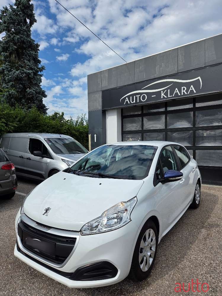 2017' Peugeot 208 photo #2