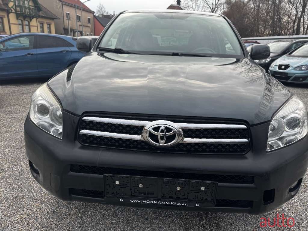 2008' Toyota RAV4 photo #2