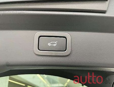 2021' Jaguar I-Pace photo #5