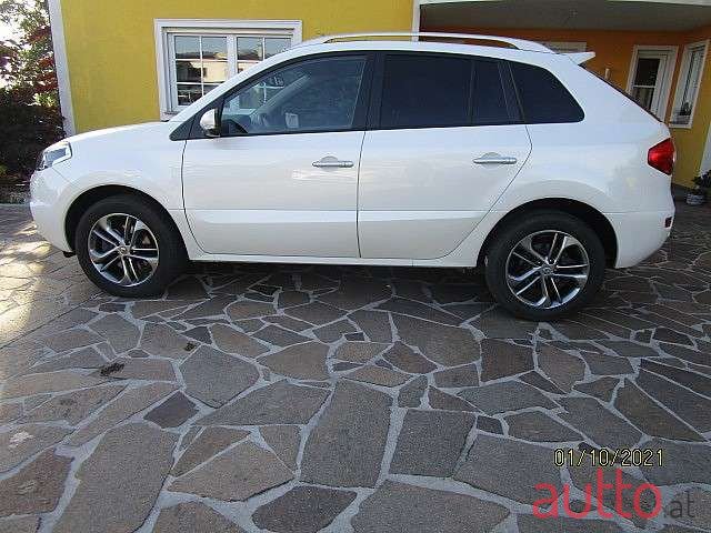 2012' Renault Koleos photo #5