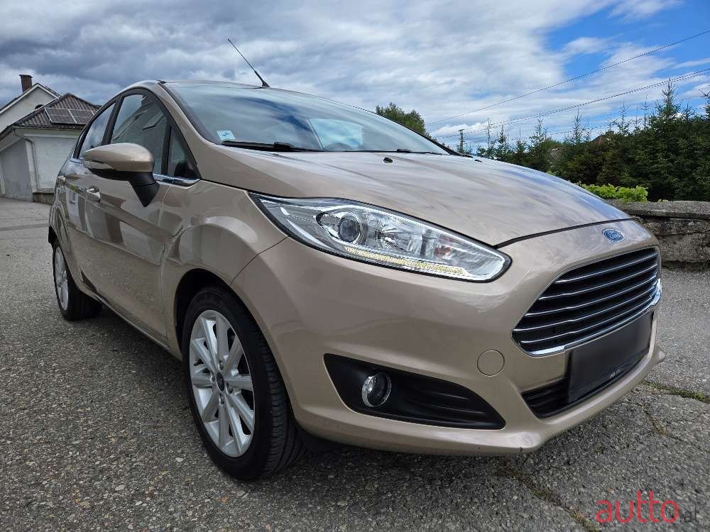 2016' Ford Fiesta photo #1