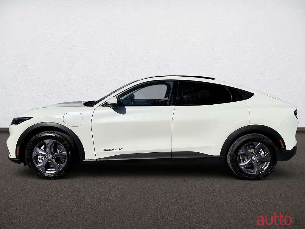 2023' Ford Mustang Mach-E photo #4