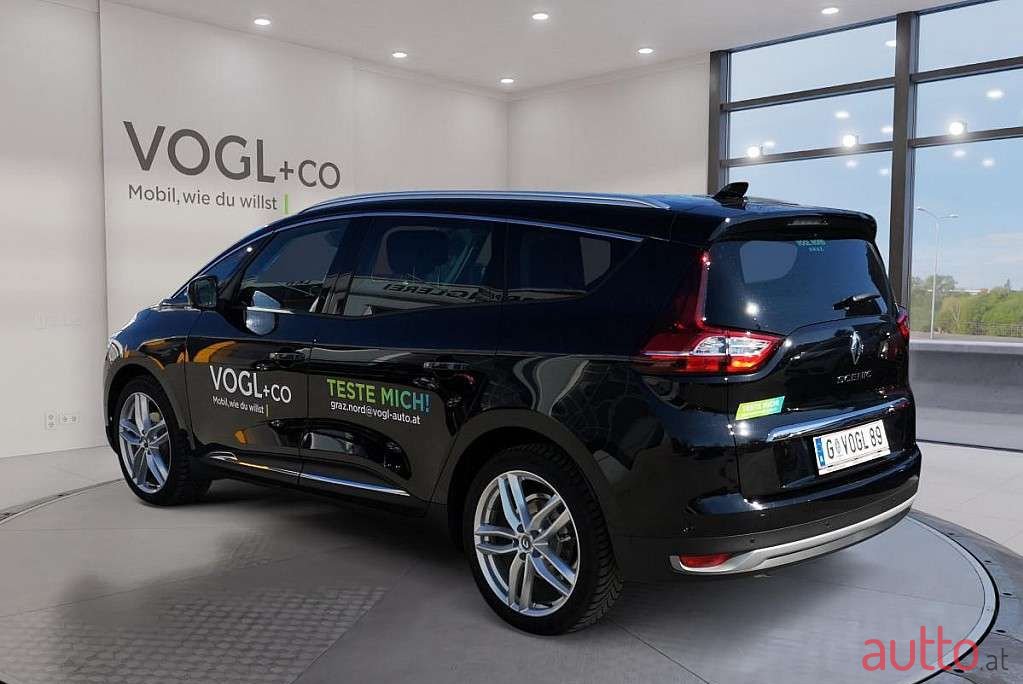 2022' Renault Scenic photo #3
