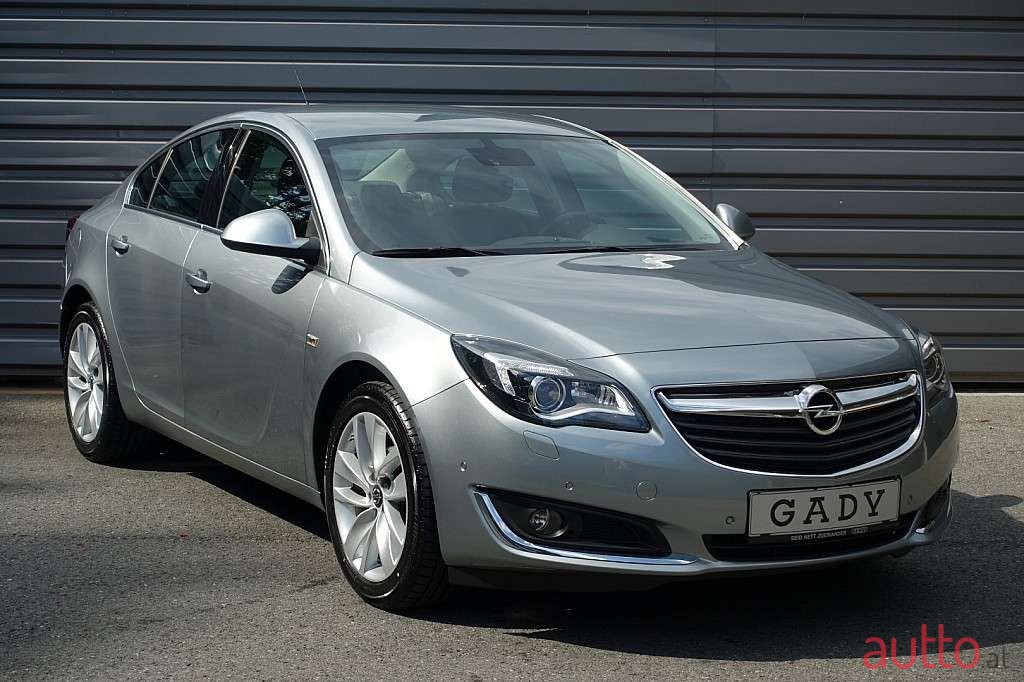 2015' Opel Insignia photo #3