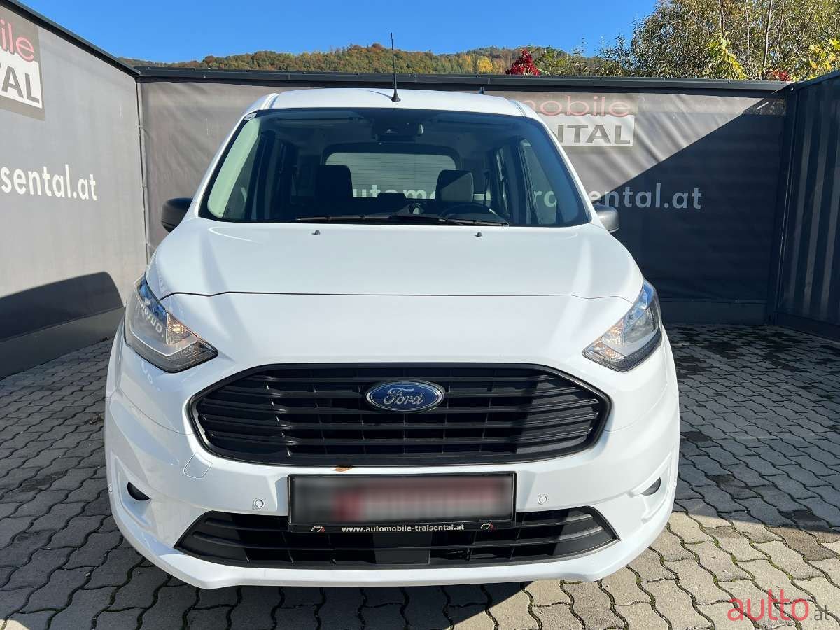 2021' Ford Tourneo photo #2