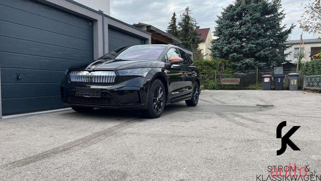 2022' Skoda Enyaq photo #2