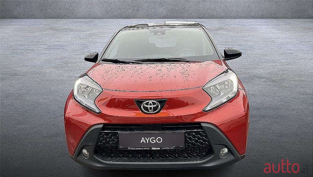 2022' Toyota Aygo photo #3