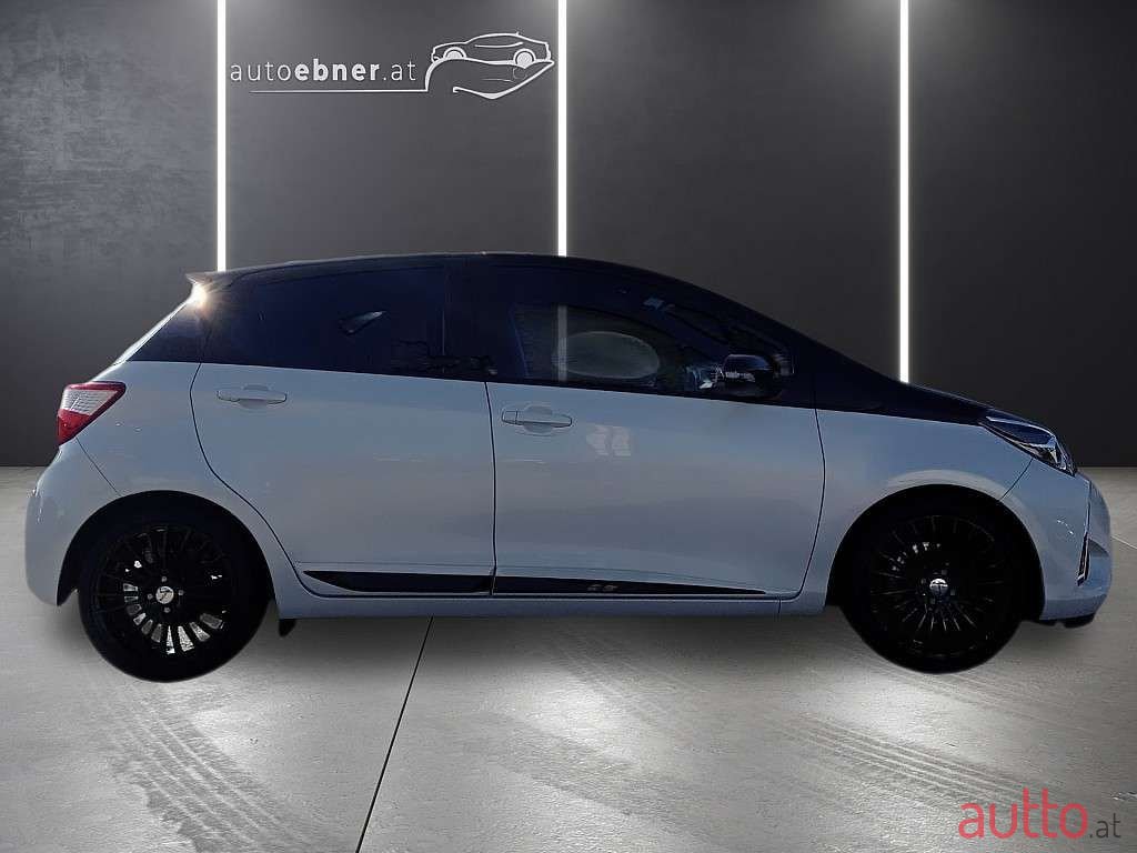 2018' Toyota Yaris photo #4