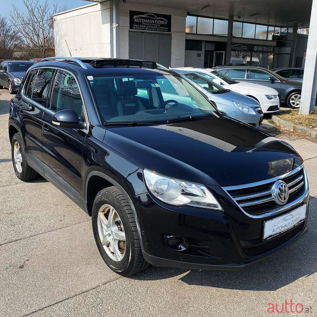 2008' Volkswagen Tiguan photo #3