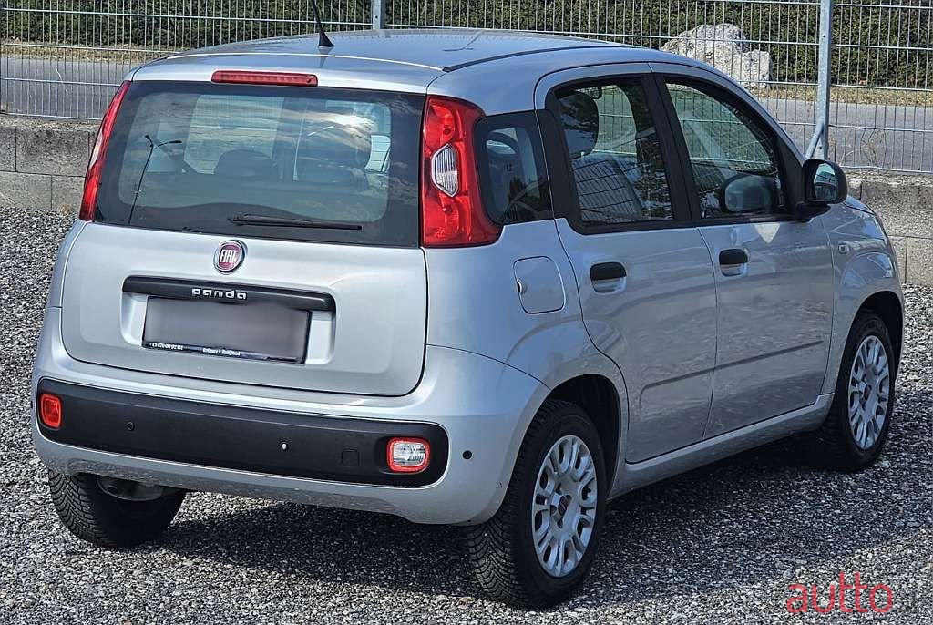 2014' Fiat Panda photo #5
