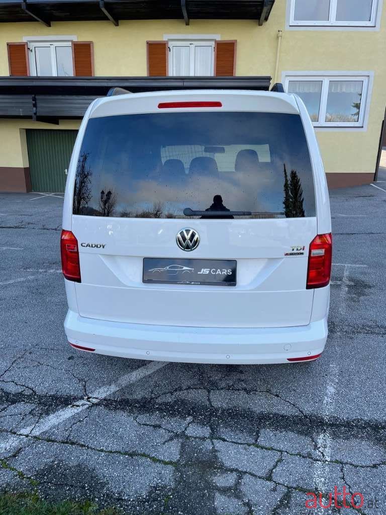 2017' Volkswagen Caddy photo #6