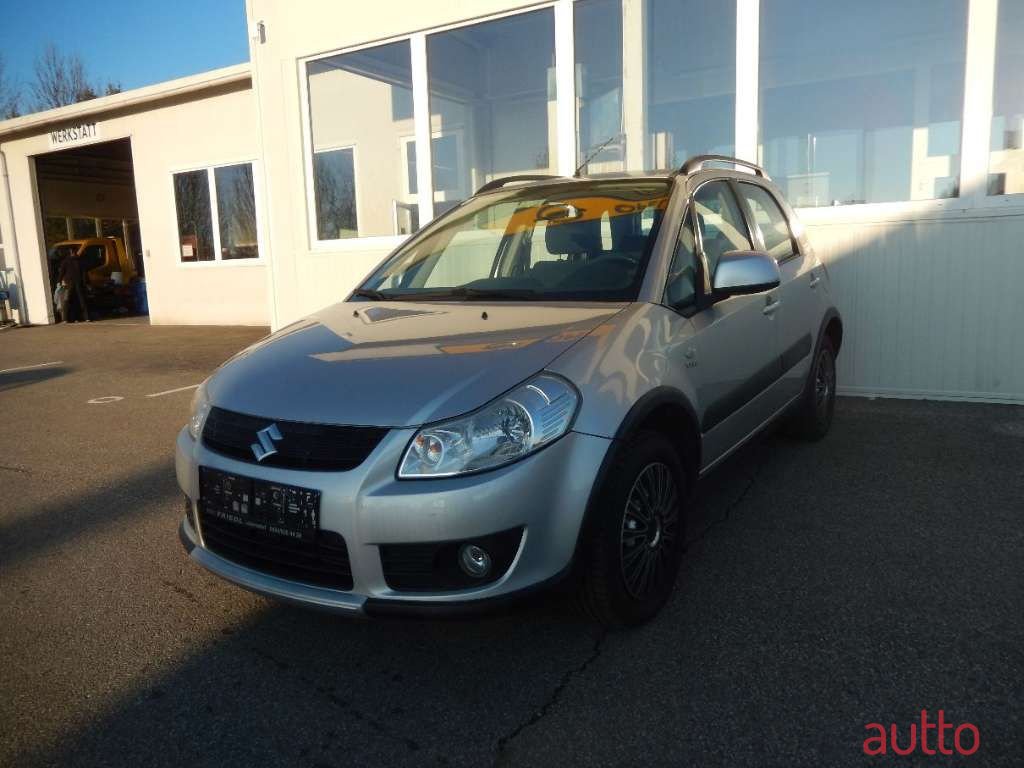 2008' Suzuki SX4 photo #1