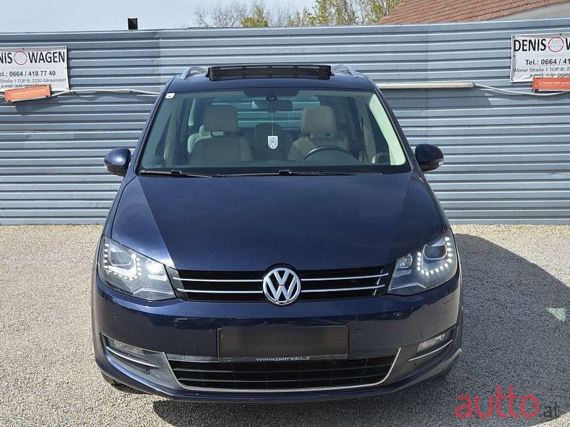 2012' Volkswagen Sharan photo #4