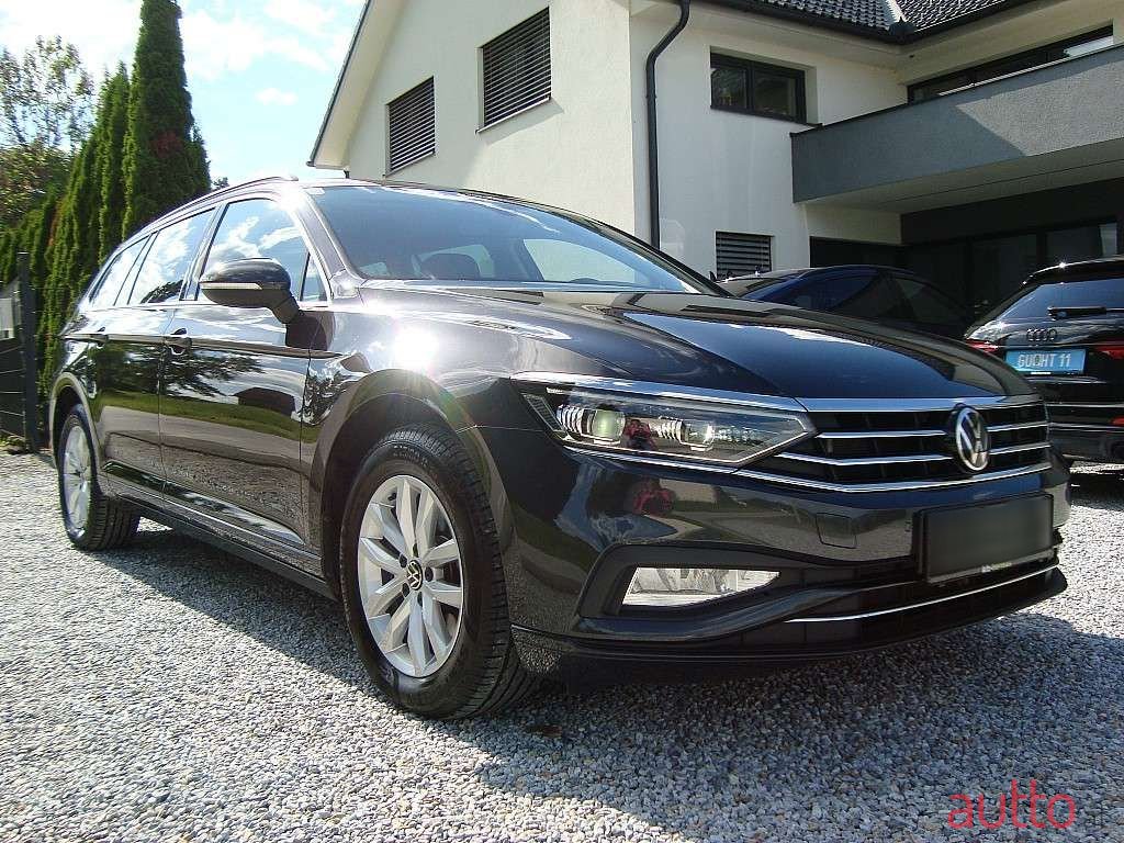 2021' Volkswagen Passat photo #1
