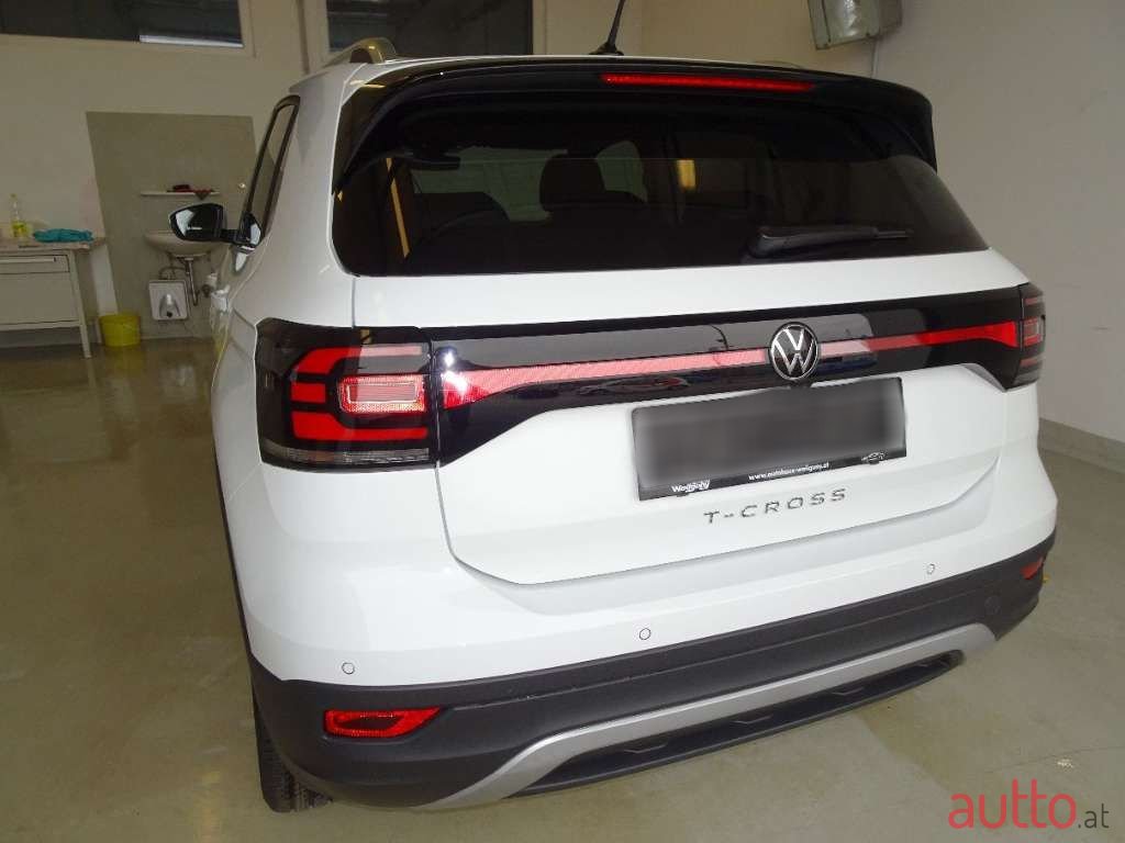 2021' Volkswagen T-Cross photo #3