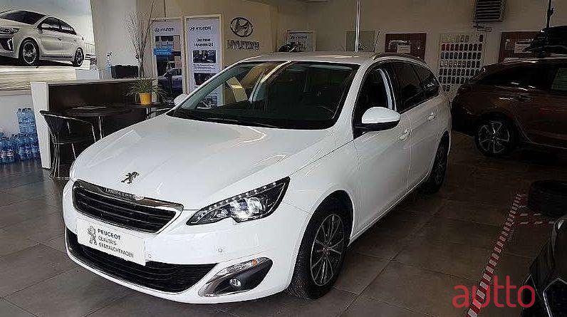 2016' Peugeot 308 photo #1