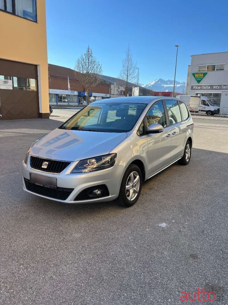 2012' SEAT Alhambra photo #1
