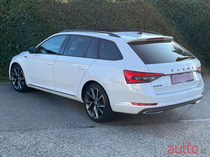 2020' Skoda Superb photo #2