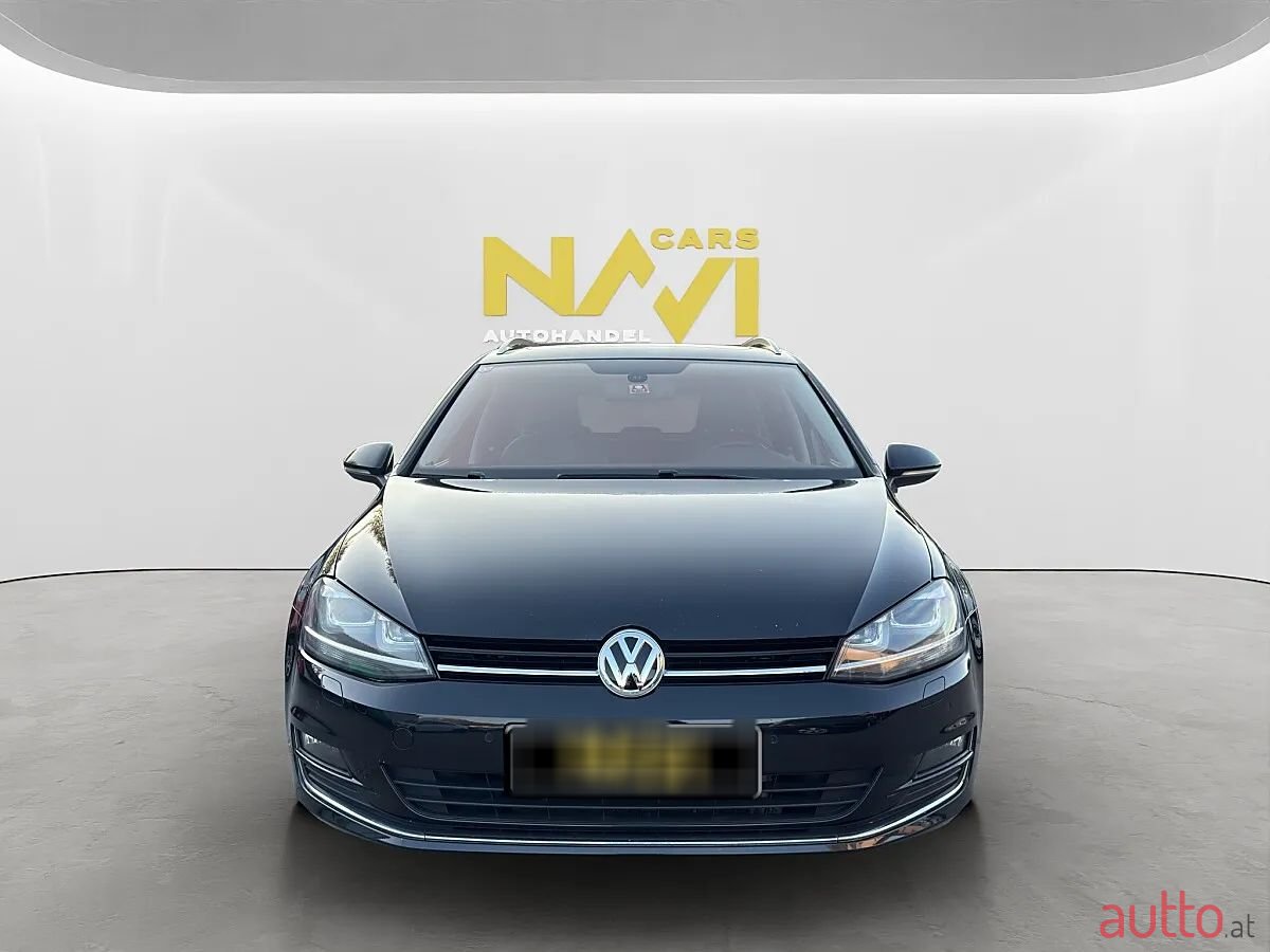 2013' Volkswagen Golf photo #2