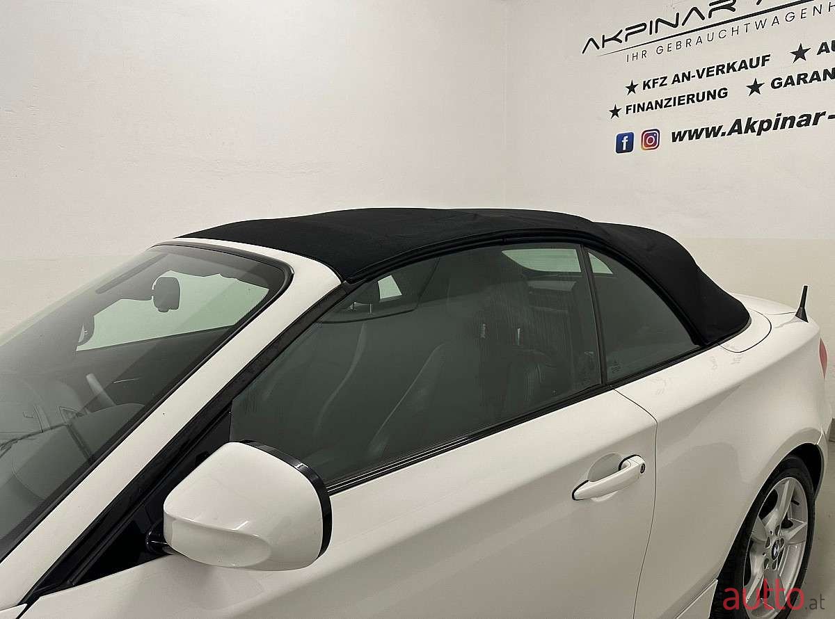 2011' BMW 1Er-Reihe photo #4