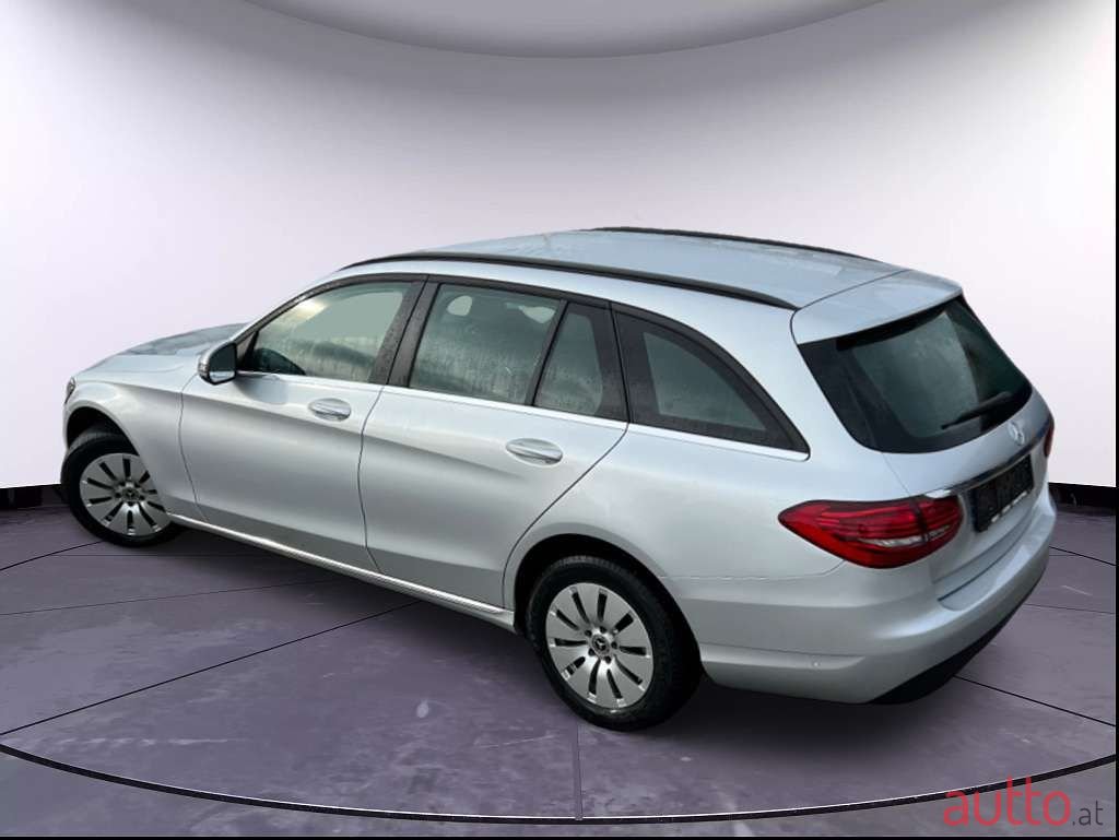 2019' Mercedes-Benz C-Klasse photo #4