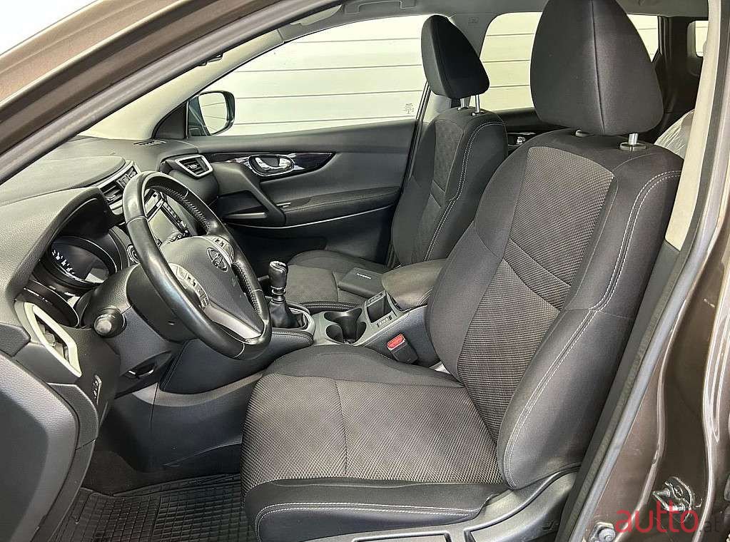 2015' Nissan Qashqai photo #6