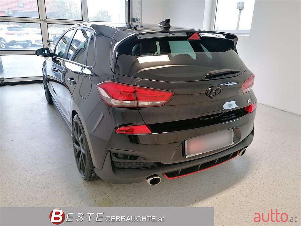 2020' Hyundai i30 photo #3