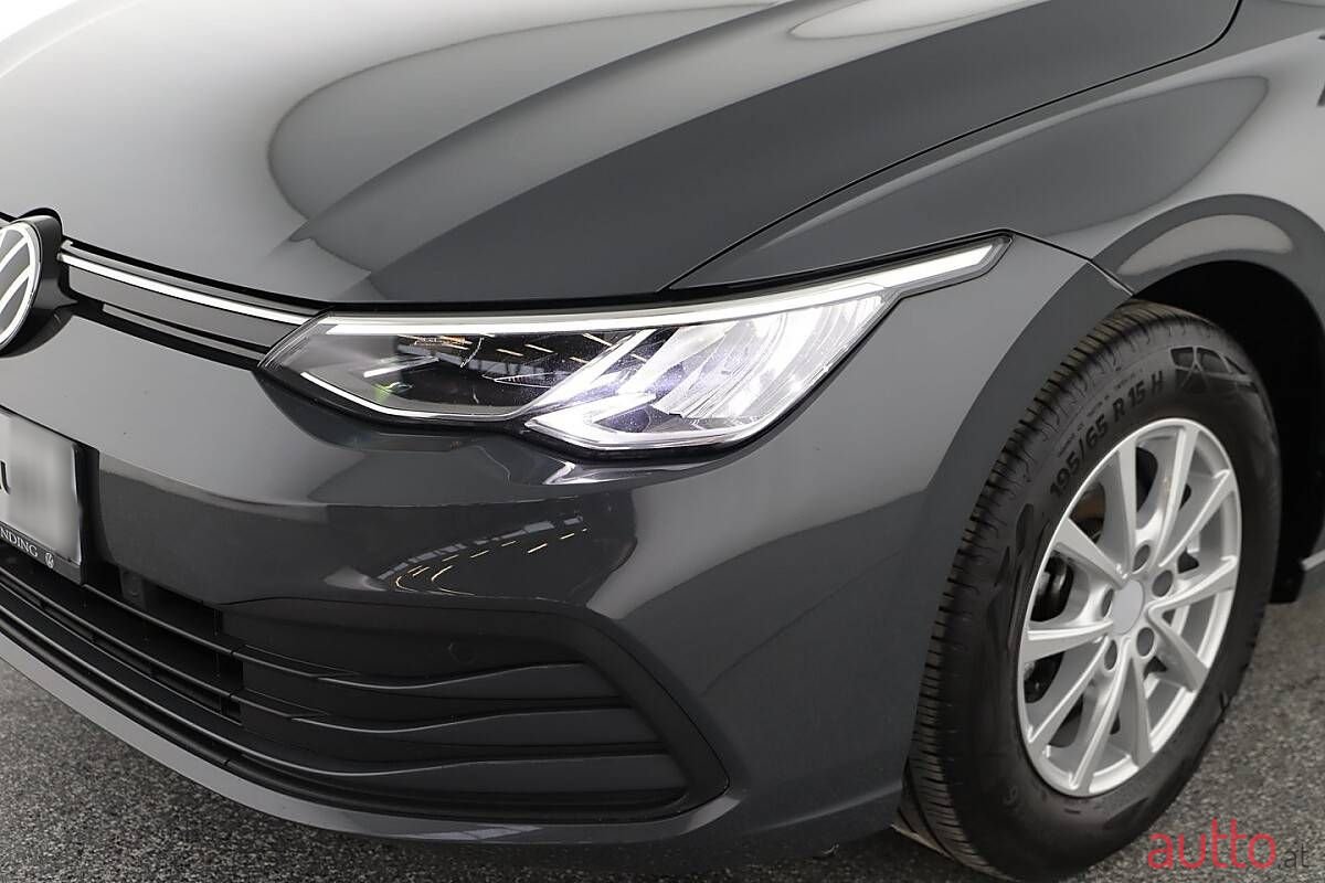 2020' Volkswagen Golf photo #5