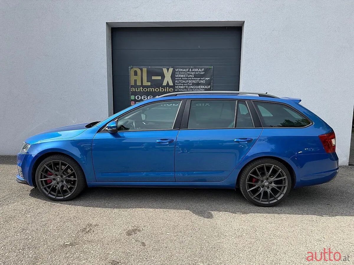 2014' Skoda Octavia photo #4