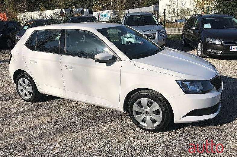 2016' Skoda Fabia photo #1