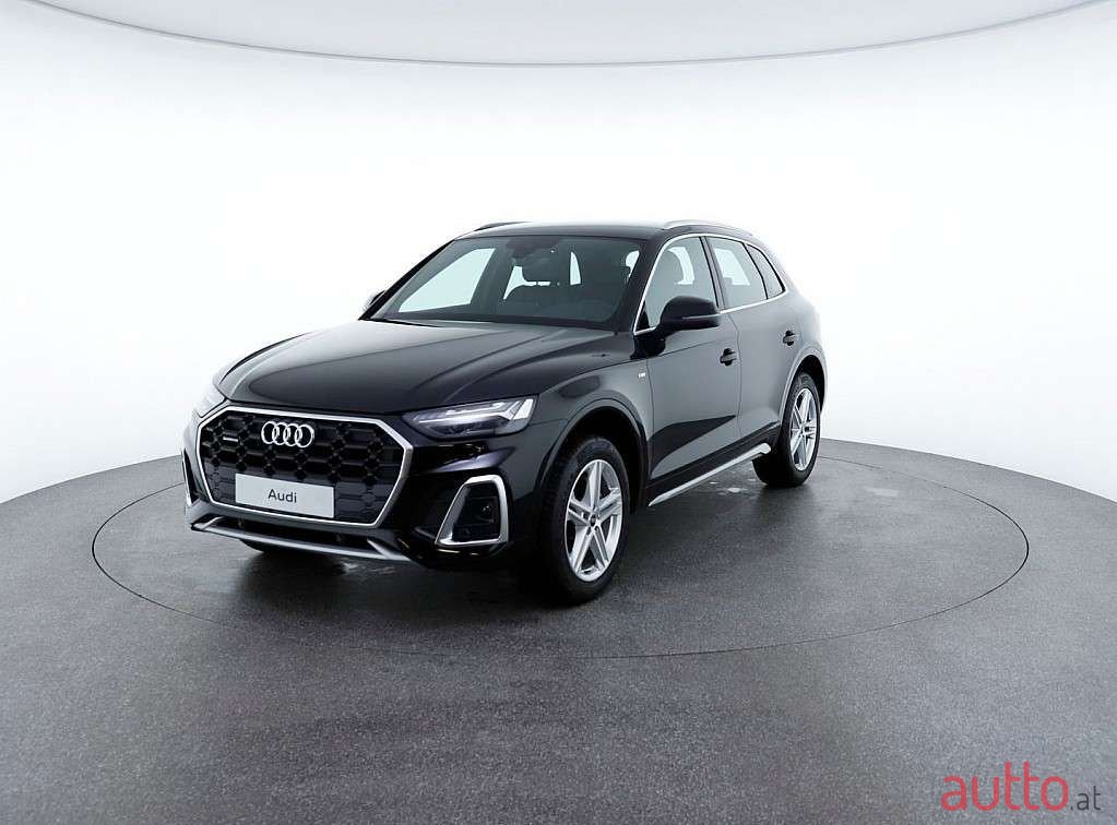 2022' Audi Q5 photo #1