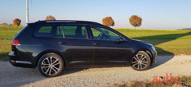 2014' Volkswagen Golf photo #1
