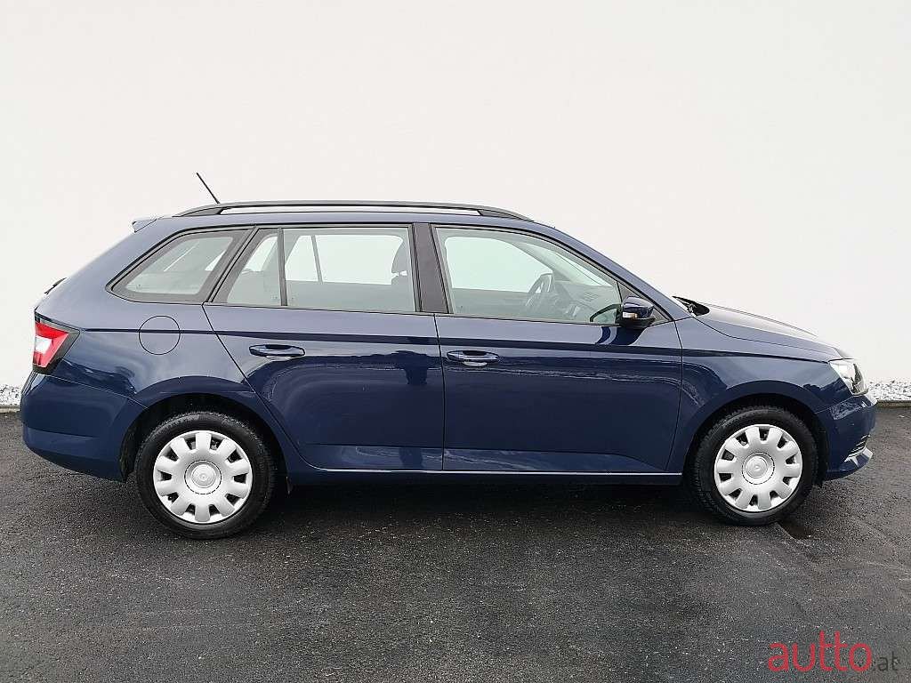 2018' Skoda Fabia photo #5
