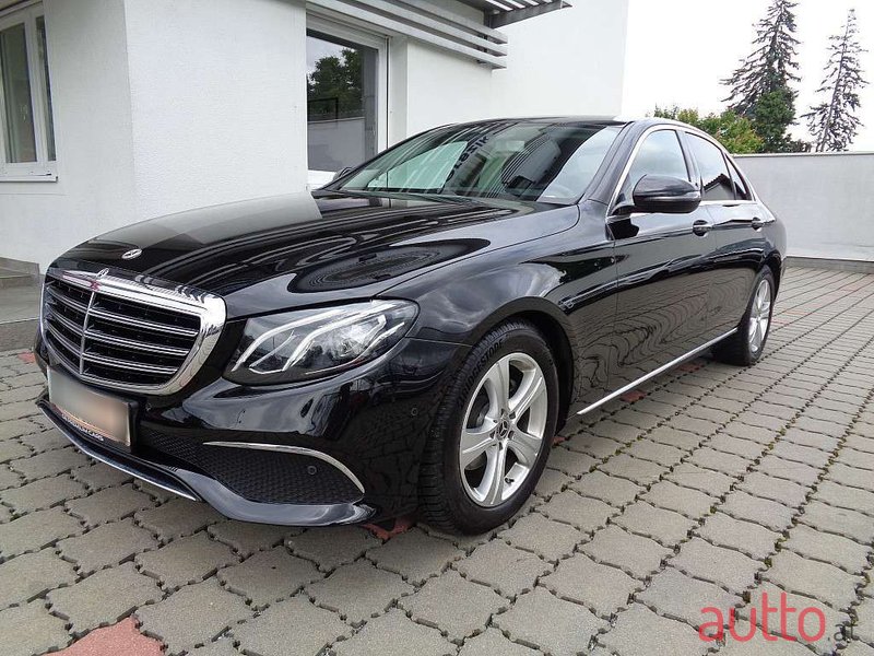 2019' Mercedes-Benz E-Klasse photo #1