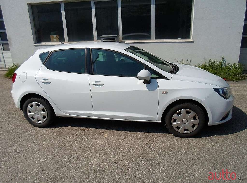 2016' SEAT Ibiza photo #5