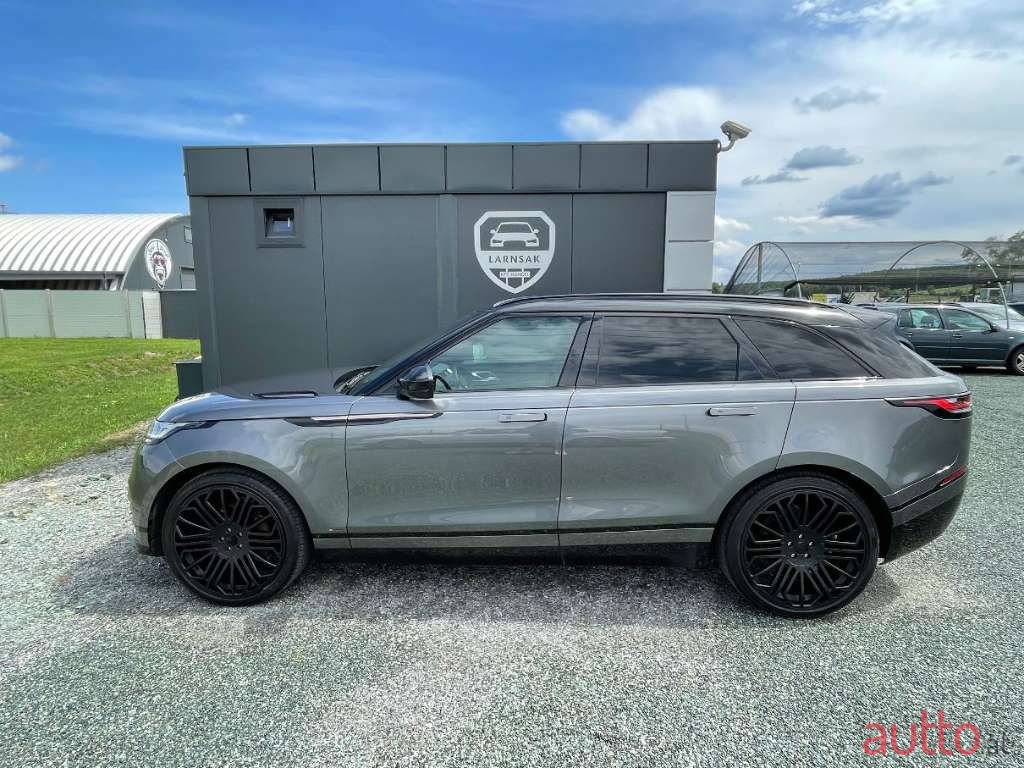 2018' Land Rover Range Rover Velar photo #5