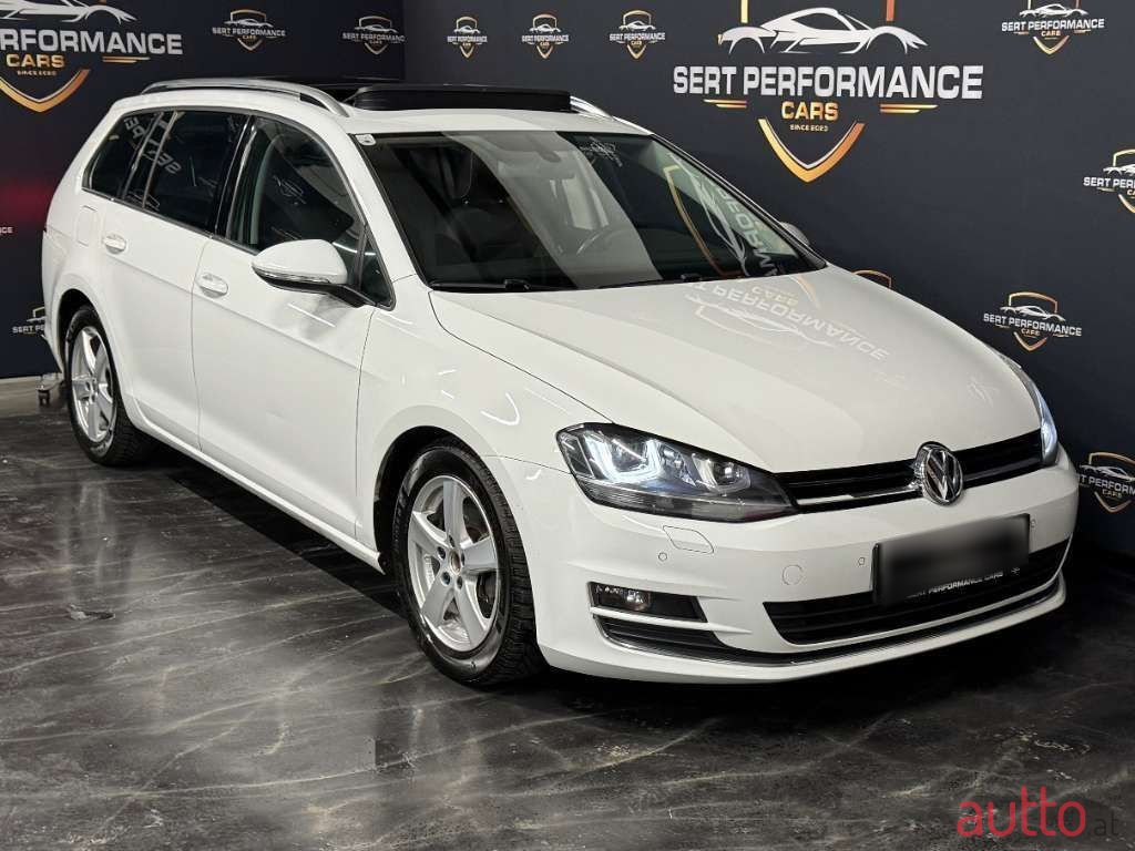 2013' Volkswagen Golf photo #3